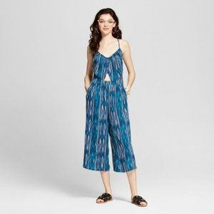 Boho jumpsuit with triangle underbust cutout